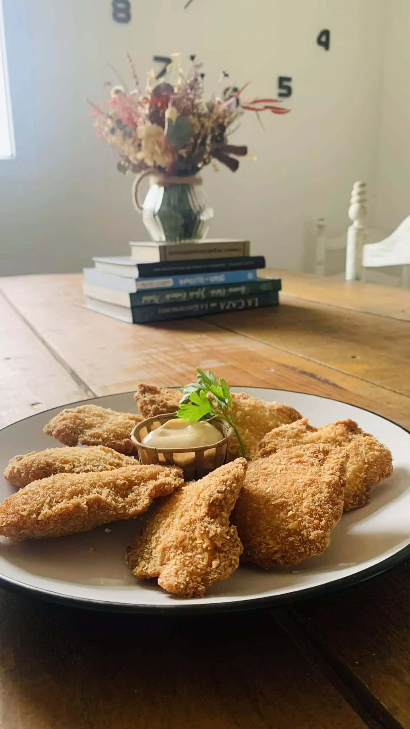 Peñas de pollo con panko y mayonesa kimchi