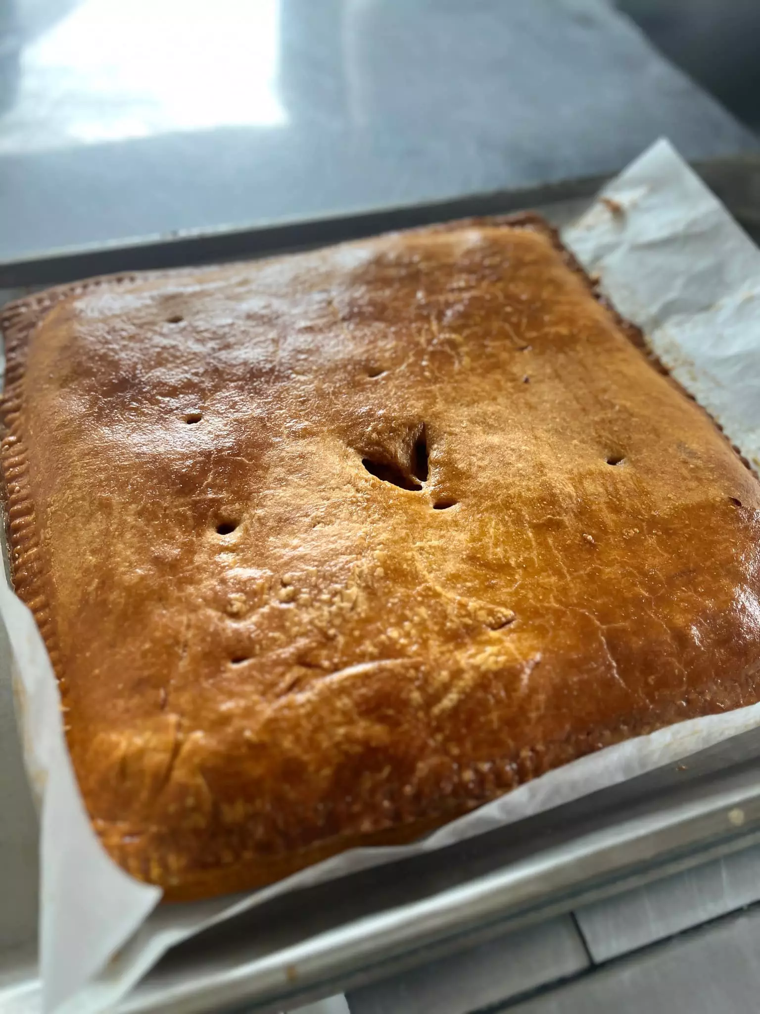 Empanada gallega casera de atún